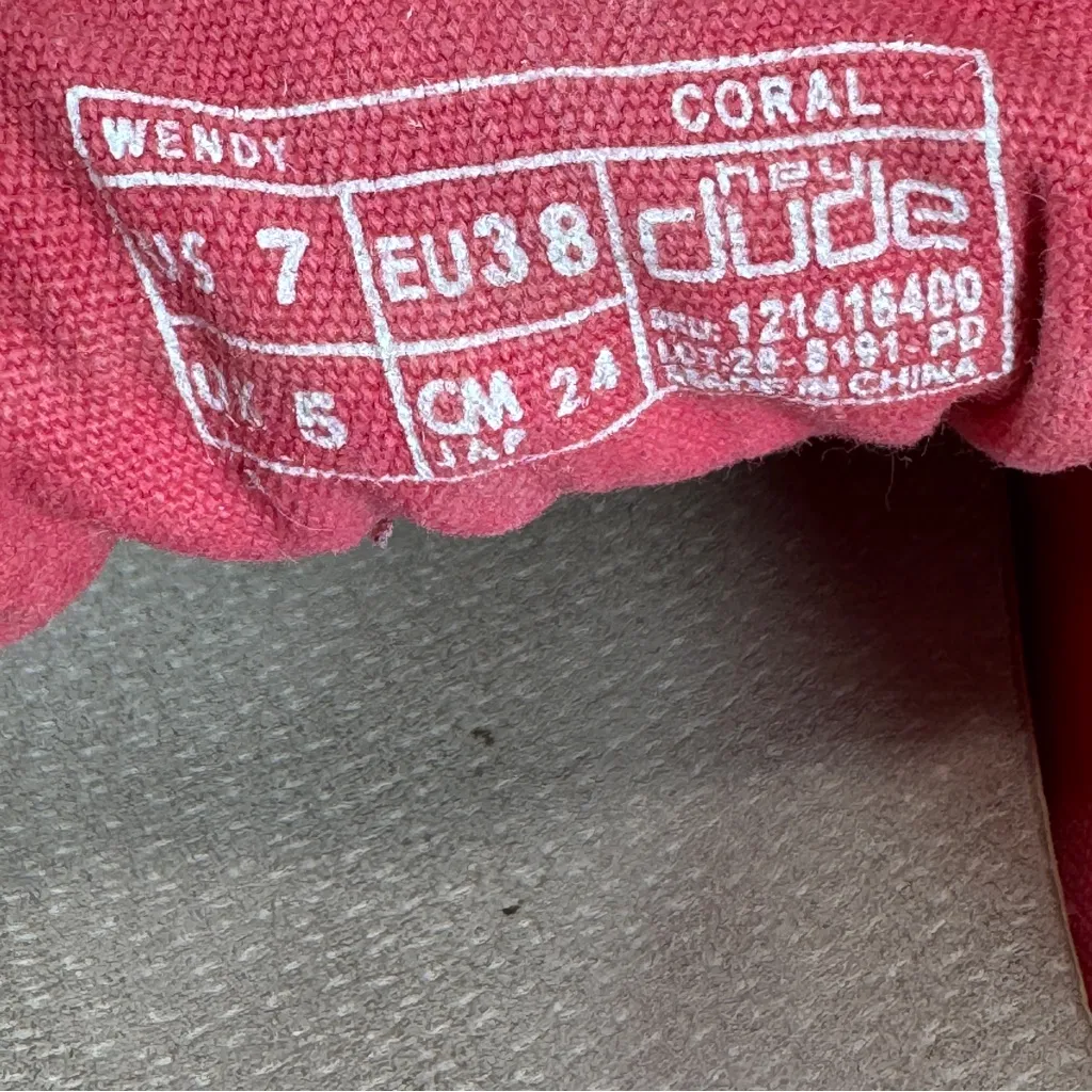 Hey Dude Wendy Canvas Slip On Loafer Shoes Coral Red Womens Size 7 - Image 9