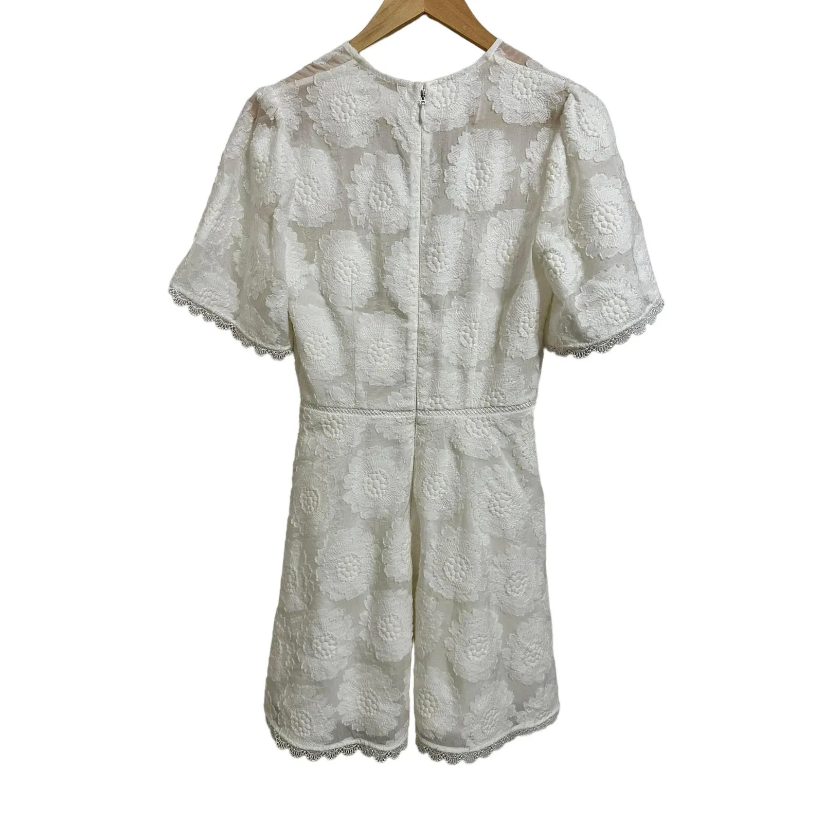 La Maison Talulah‎ White Floral Bayview Mini Dress size Small - Image 4