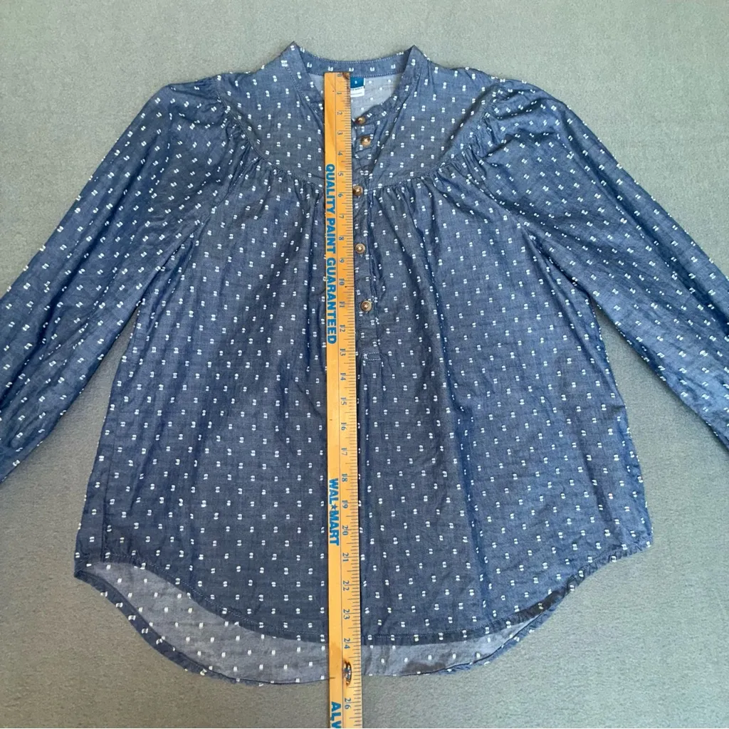 Old Navy Chambray 1/4 Button-Up Pullover Flowy blouse size Small puff sleeves‎ - Image 9