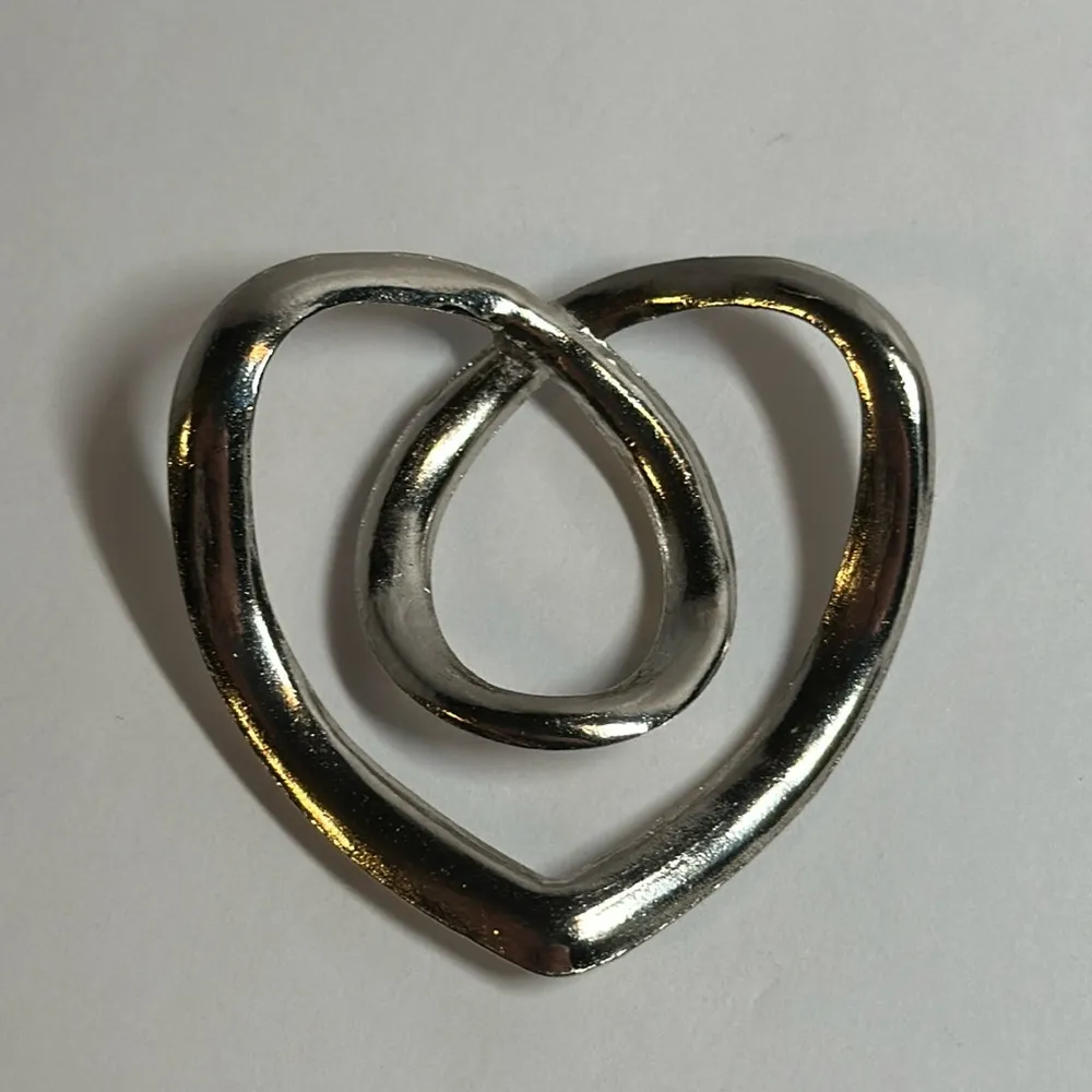 Heart Shape Scarf Ring - Image 4
