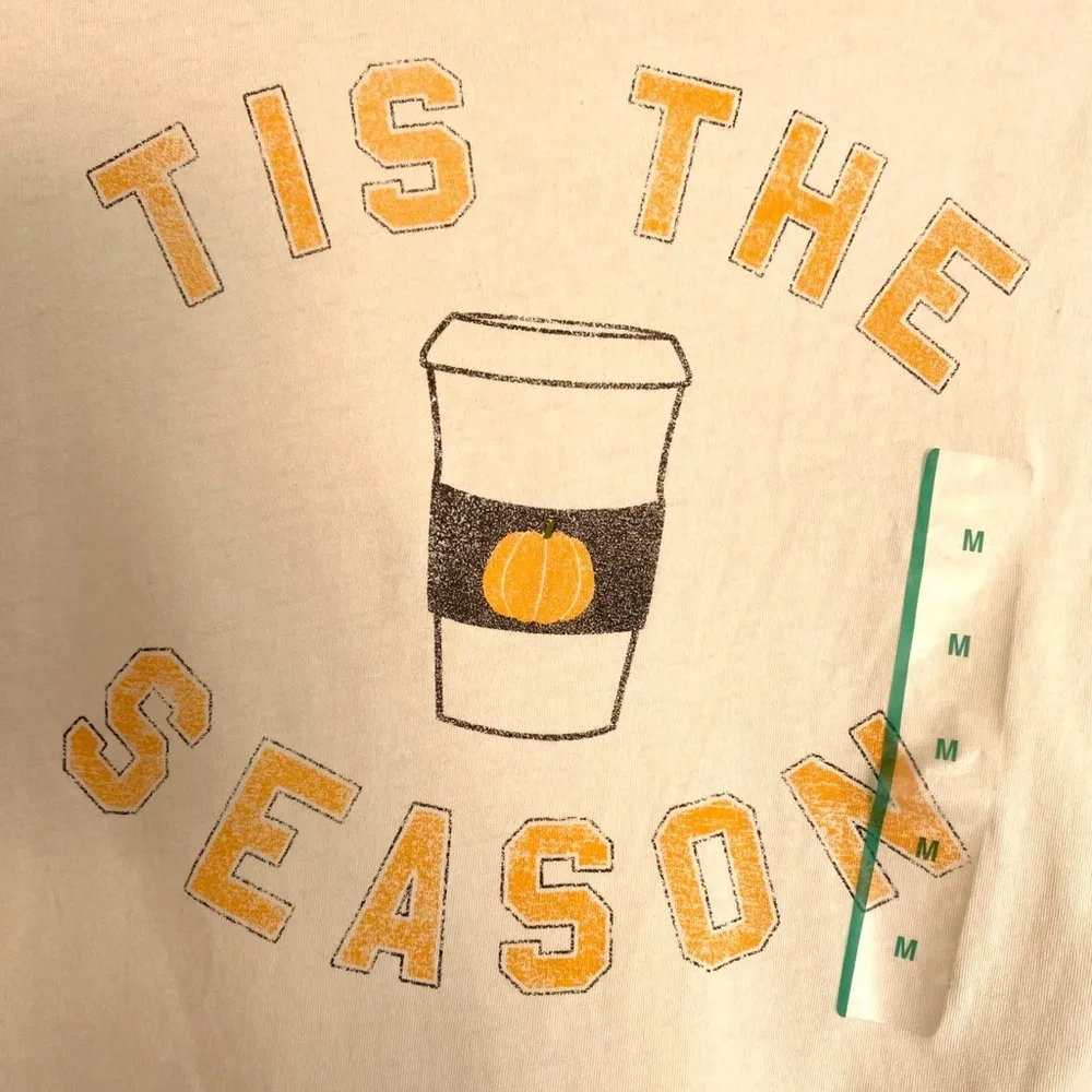 NWOT “‘Tis the season” for pumpkin lattes T-shirt - Image 2