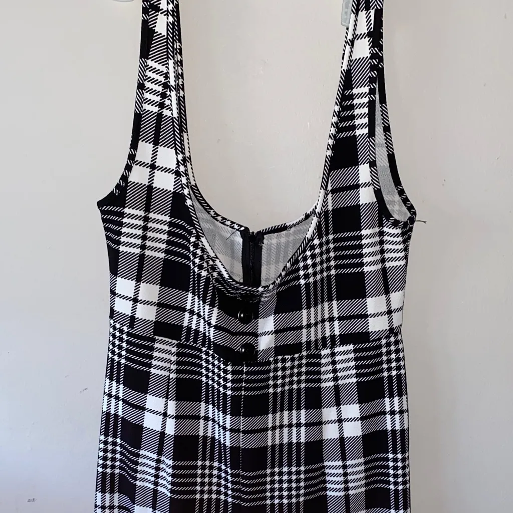 SHEIN Black and White Checkered Jumpsuit - Image 6