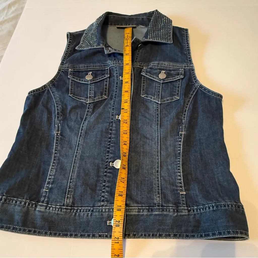 VTG Chico's Platinum Women's Studded Bejeweled Collar Button Up Denim Vest Small - Image 6