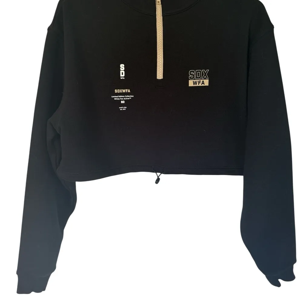 SARAH'S DAY X WHITE FOX UNDERCARD
CROPPED SWEATER BLACK - Image 5