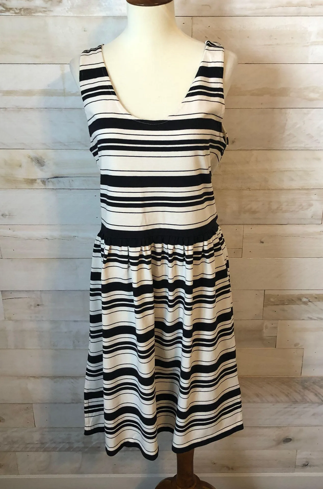 NWT  stripe dress size Large - Image 2