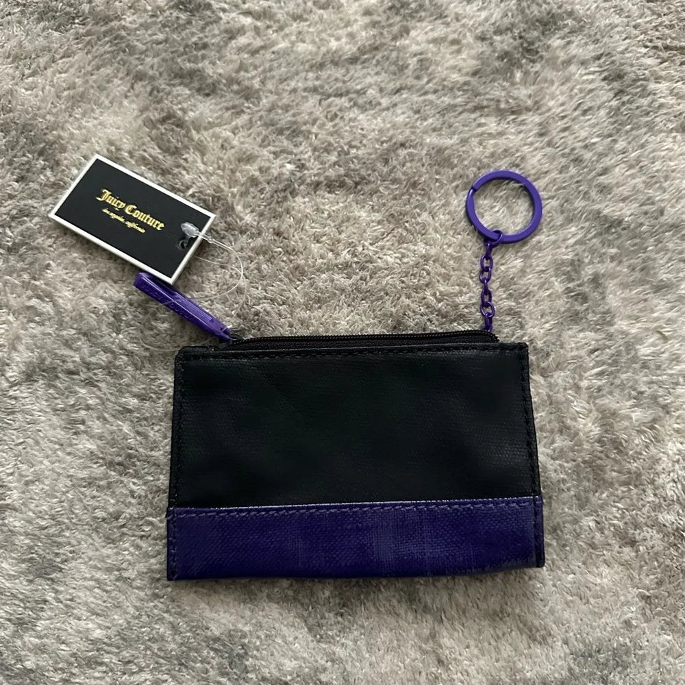 Juicy Couture Black and Purple Coin Purse - Image 2