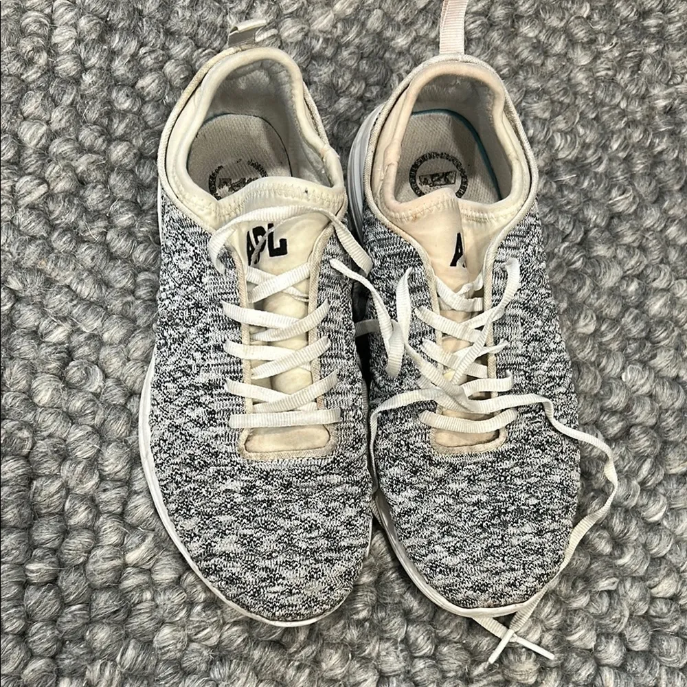 APL Techloom Phantom Women’s Sneakers Size 9 - Image 3