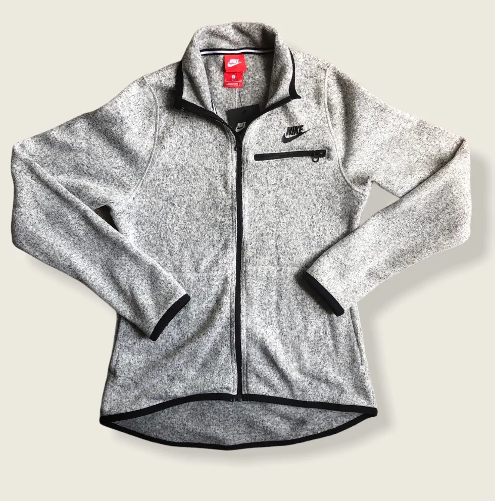 Nike NEW  ZIP UP JACKRT FLEECE - Image 4