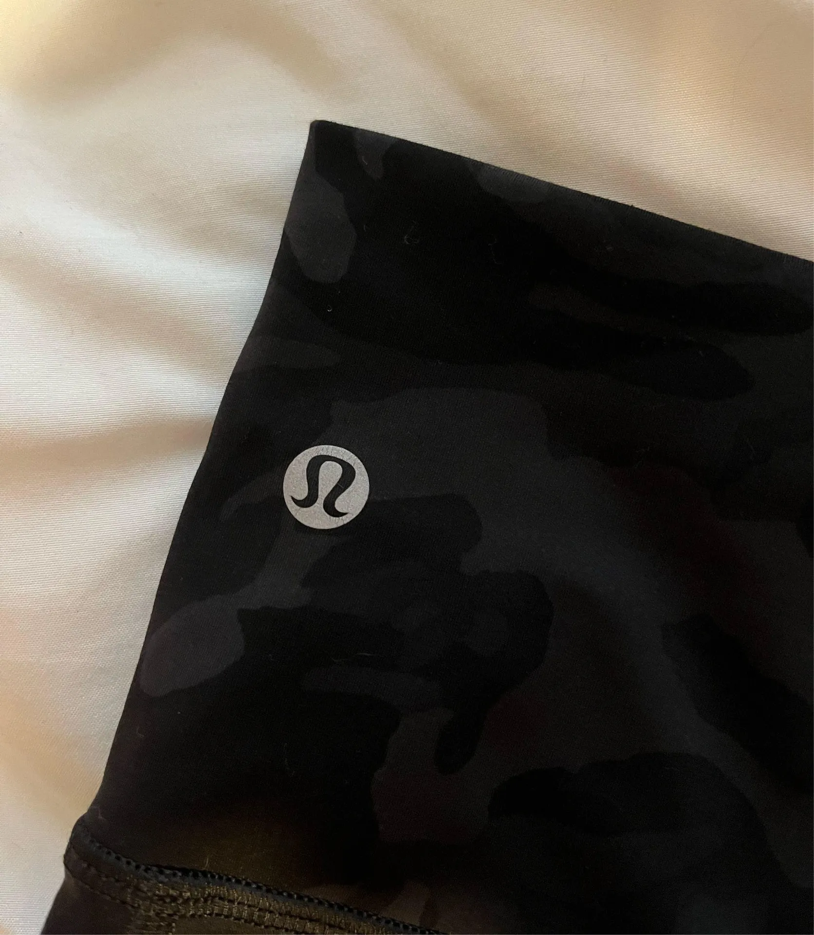 Lululemon Train Wunder High-Rise 25" - Image 2