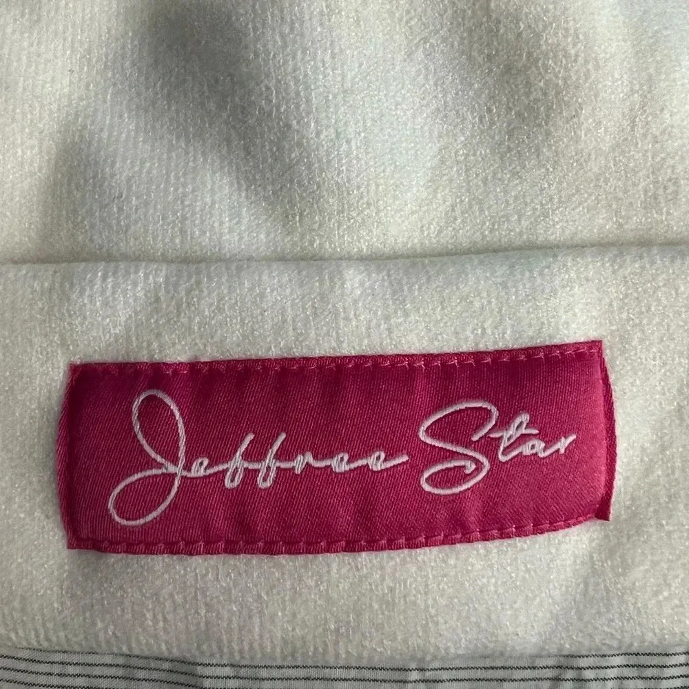 Jeffree Star Pink Pom Beanie Hat - Image 2