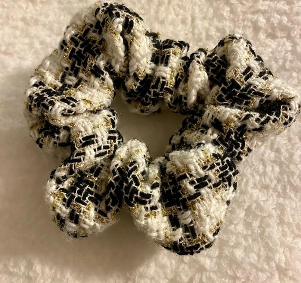 Scrunchies Black - Image 3