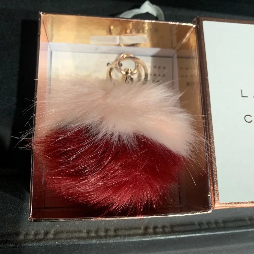 LC Lauren Conrad Keychain Faux Fur Two Tone Pink and Wine Pom Pom New In Box - Image 3