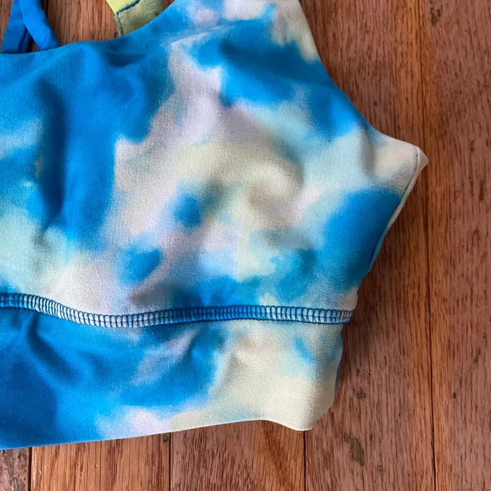 blue white and lime green crossback racerback tie dye sports bra Size XS - Image 3
