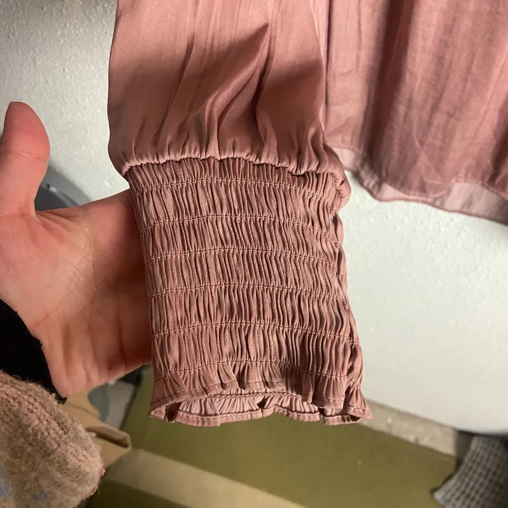 Knox Rose Size L Blouse Top Silky Dusty Pink V Neck Smocked Romantic Elegant - Image 6