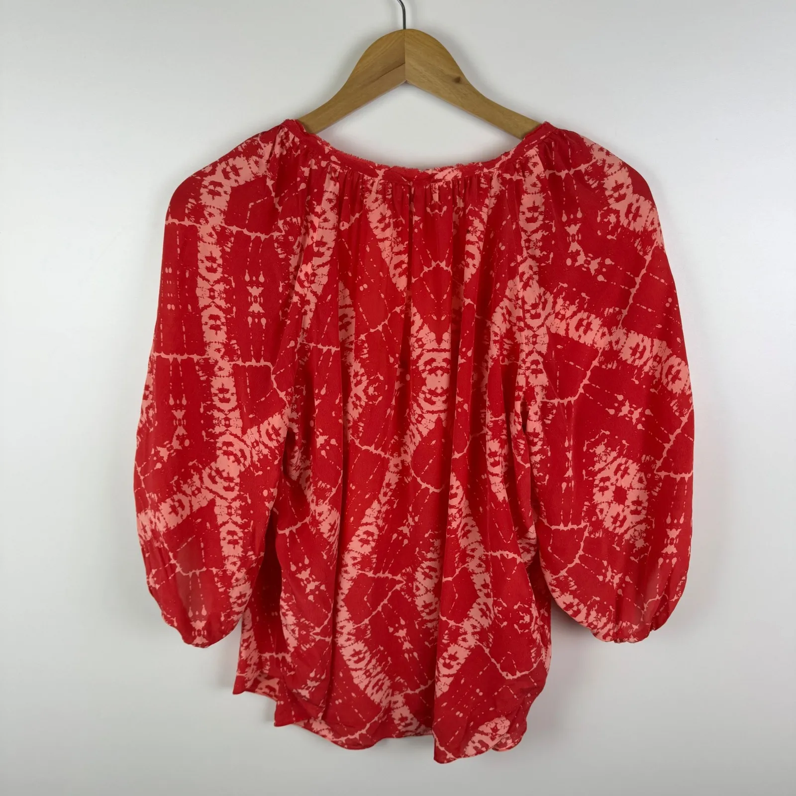 Rebecca Taylor 100% Silk Red Tie Dye Print Blouse Size 6 Lightweight Sheer Chic - Image 3