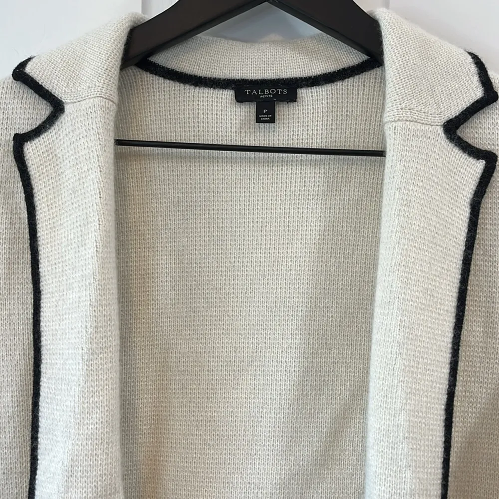 Talbots Creme & Black Color Block Knit Casual Cardigan Blazer - Size Small - Image 2