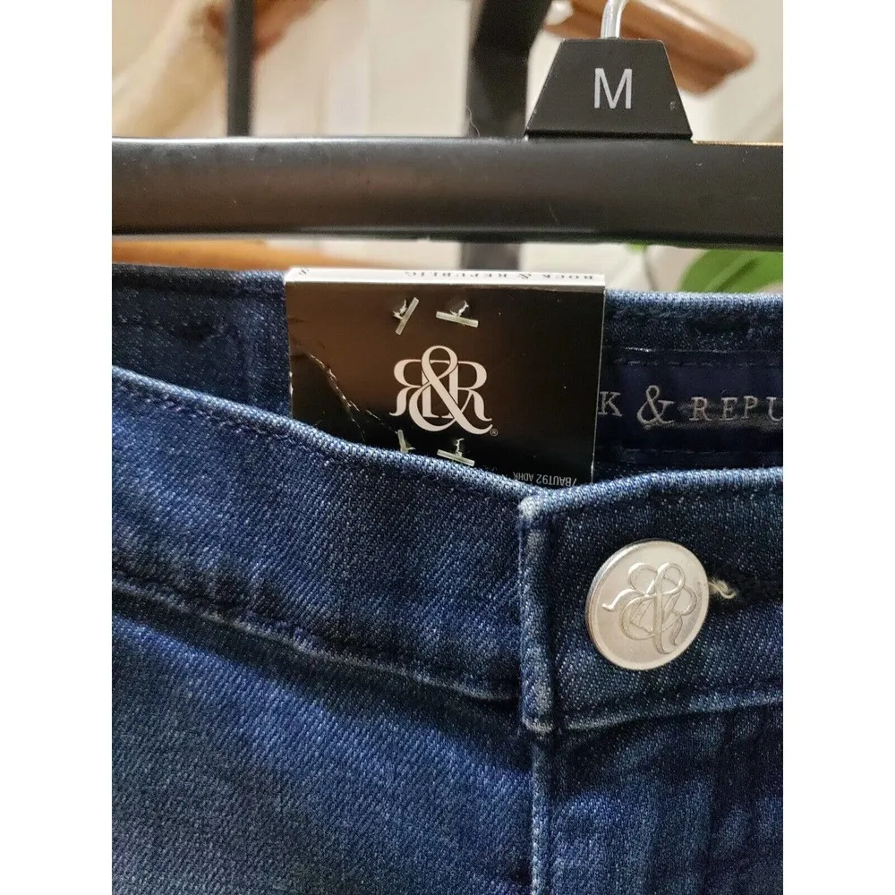 Rock & Republic Womens Lala Blue Denim Studded Cotton Straight Leg Shorts Size 8 - Image 4