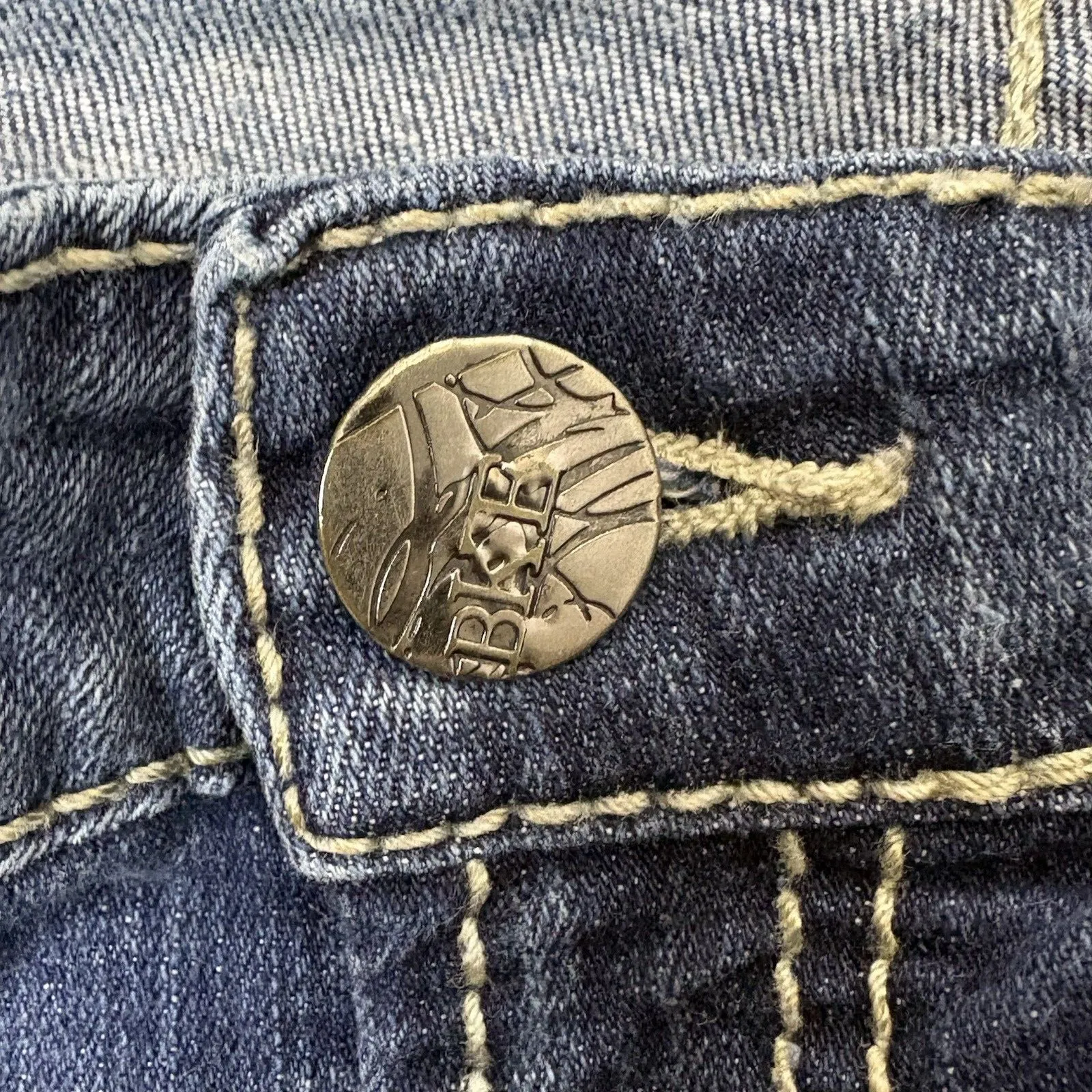 BKE Taylor Jeans Women's 32 Embroidered Pockets Distressed Jeans Cowgirl Blue Size undefined - Image 10