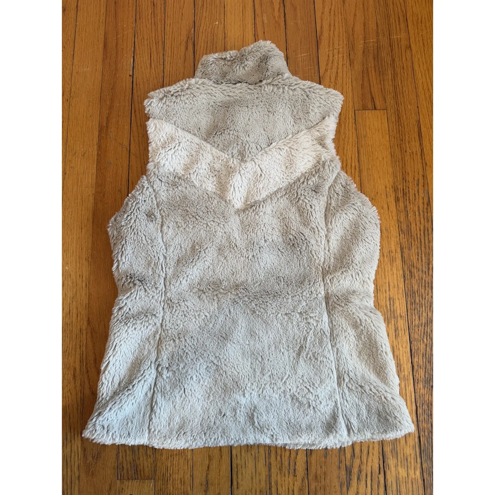 Patagonia Vest Womens Small Beige Fuzzy Fleece Full Zip Lined Pockets Warm - Image 6