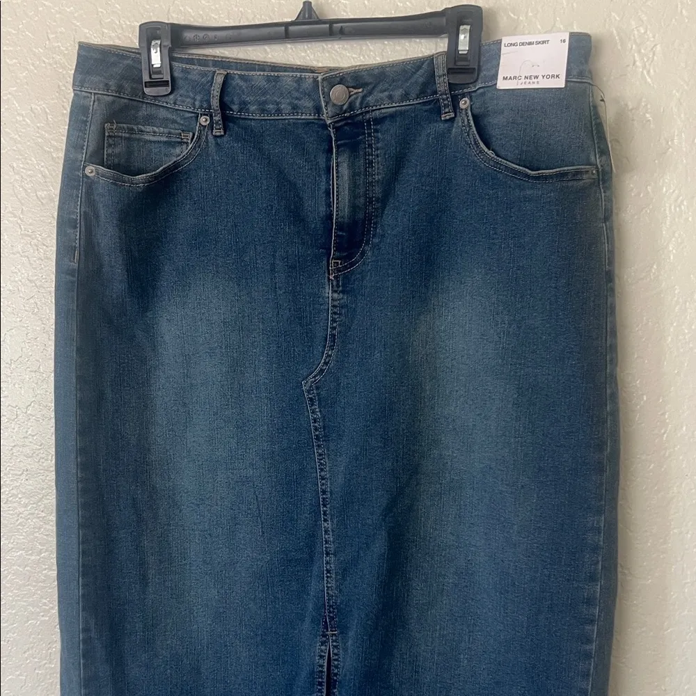 Marc New York 
Women's Blue long Denim Skirt Size 16 (NWT) - Image 4