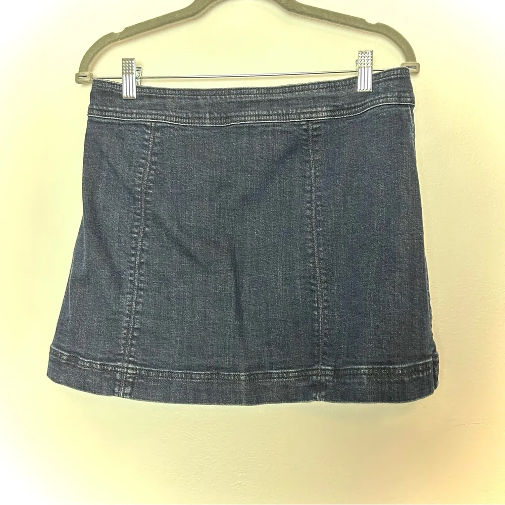 Free People Button Front Denim Mini Skirt. - Image 4