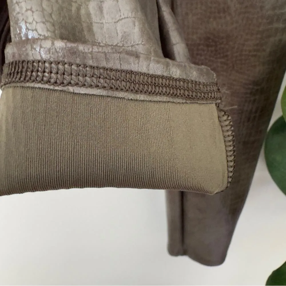 Spanx Reptile Skin Snakeskin Athletic Leggings Stretch High Waist Athleisure EUC - Image 6