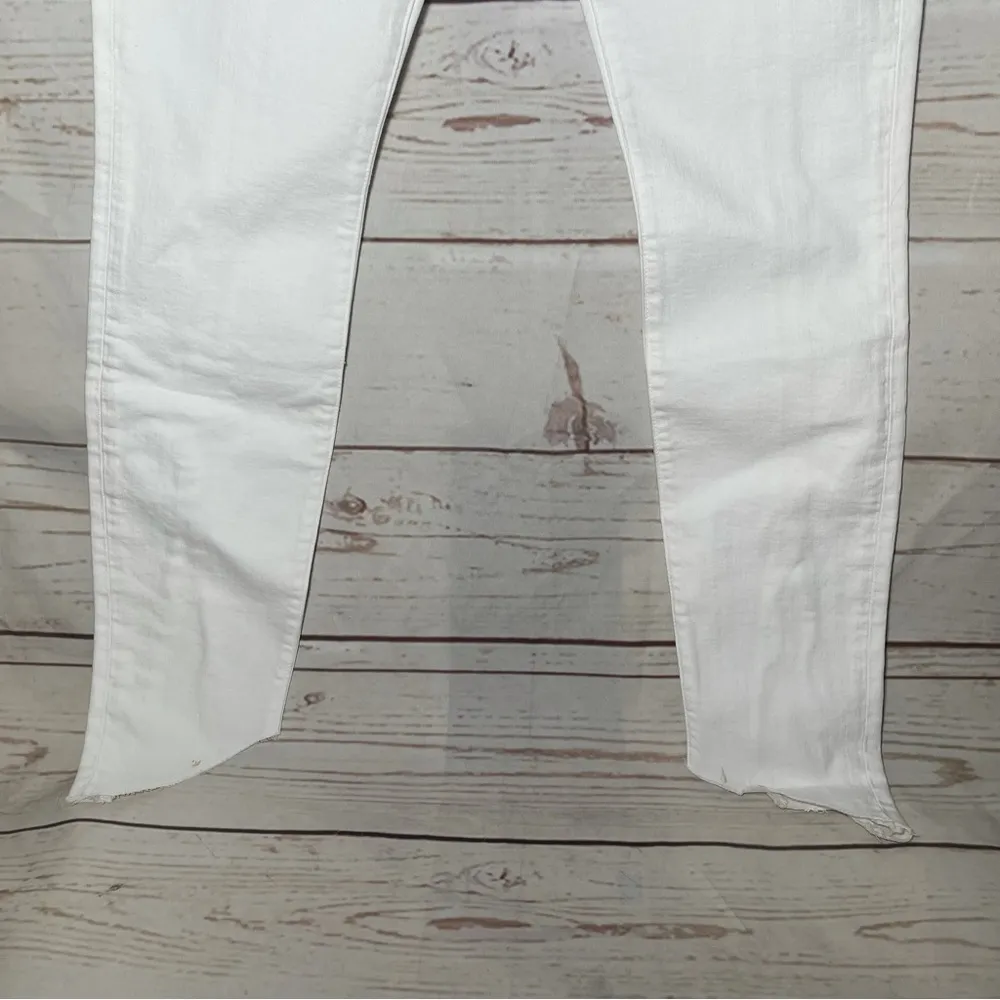 NWT Frame Denim • Jeans • Skinny • Mid-Rise • White • 28 • Le Skinny de Jeanne - Image 4