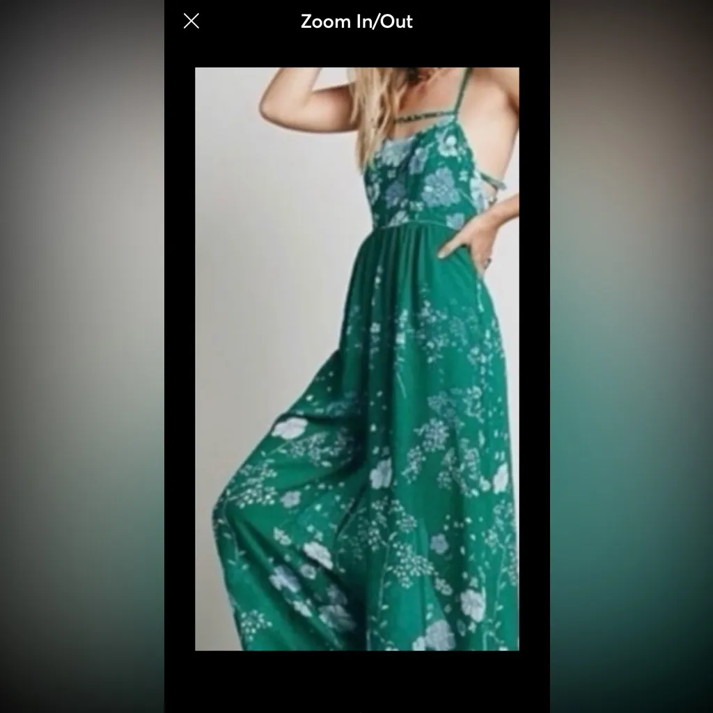 Free People Meadow Rue Green Floral Jumpsuit. Size 6 - Image 3