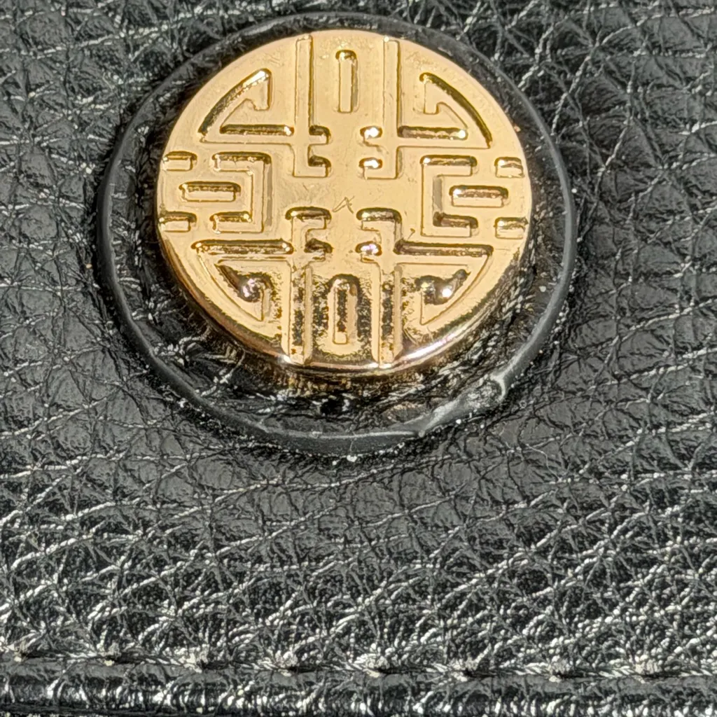 Black Pebbled Faux Leather Double Zip Wristlet Wallet Gold Medallion Logo - Image 2