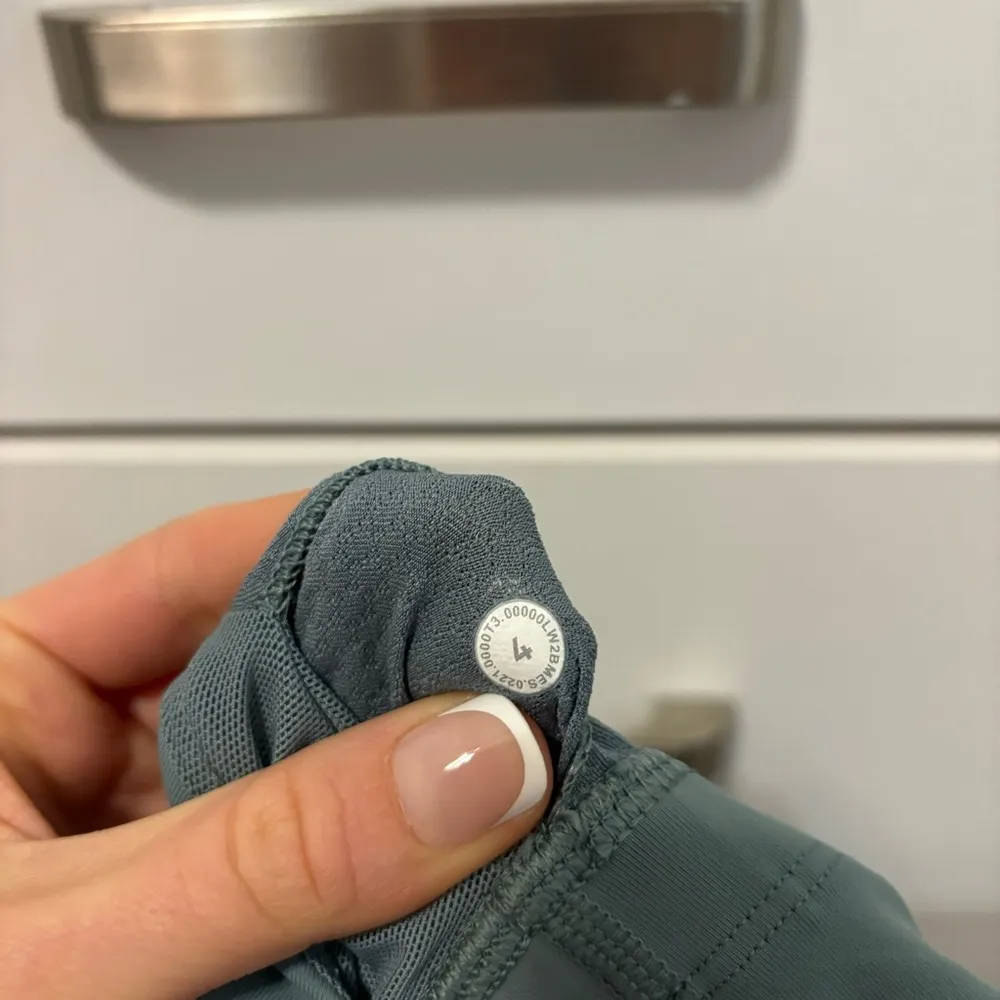 Lululemon Free to Be Serene Bra Longline - Image 5