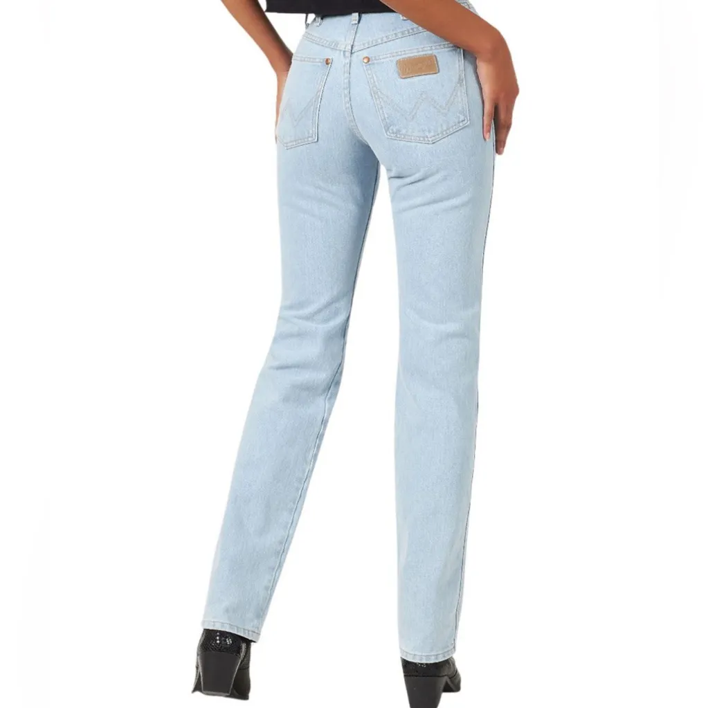 Wrangler sky Blue  Women’s Slim Fit Cowboy Jeans Size 13/36 - Image 2