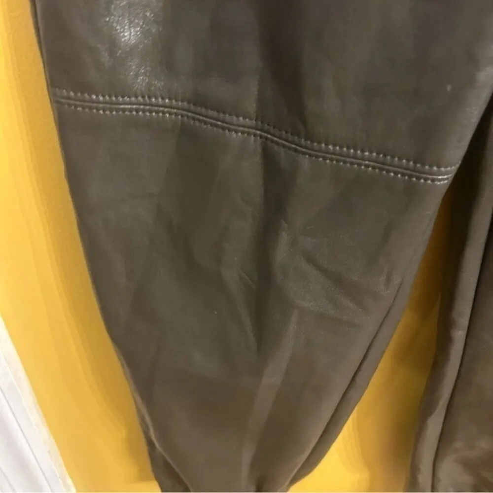 Babaton Aritzia army green faux leather ladies jogger style pants, size 0 chic - Image 11
