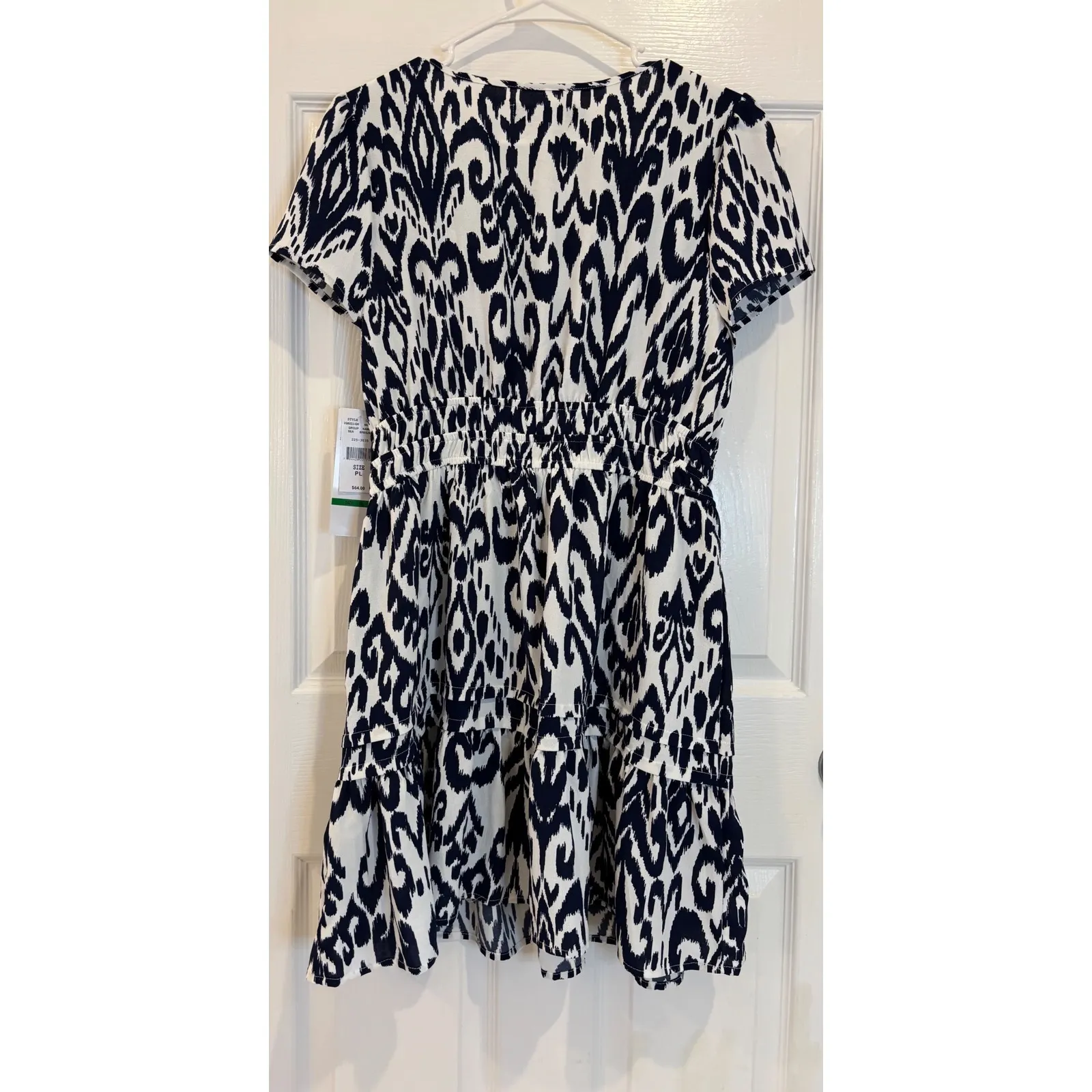 NWT Be by Chetta B Dress Women's PL Petite Short Sleeve Navy/White Ikat‎ Print - Image 5