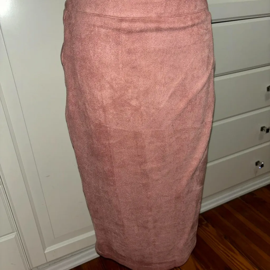 Lulu's Superpower Blush Suede Pencil Skirt - Image 3