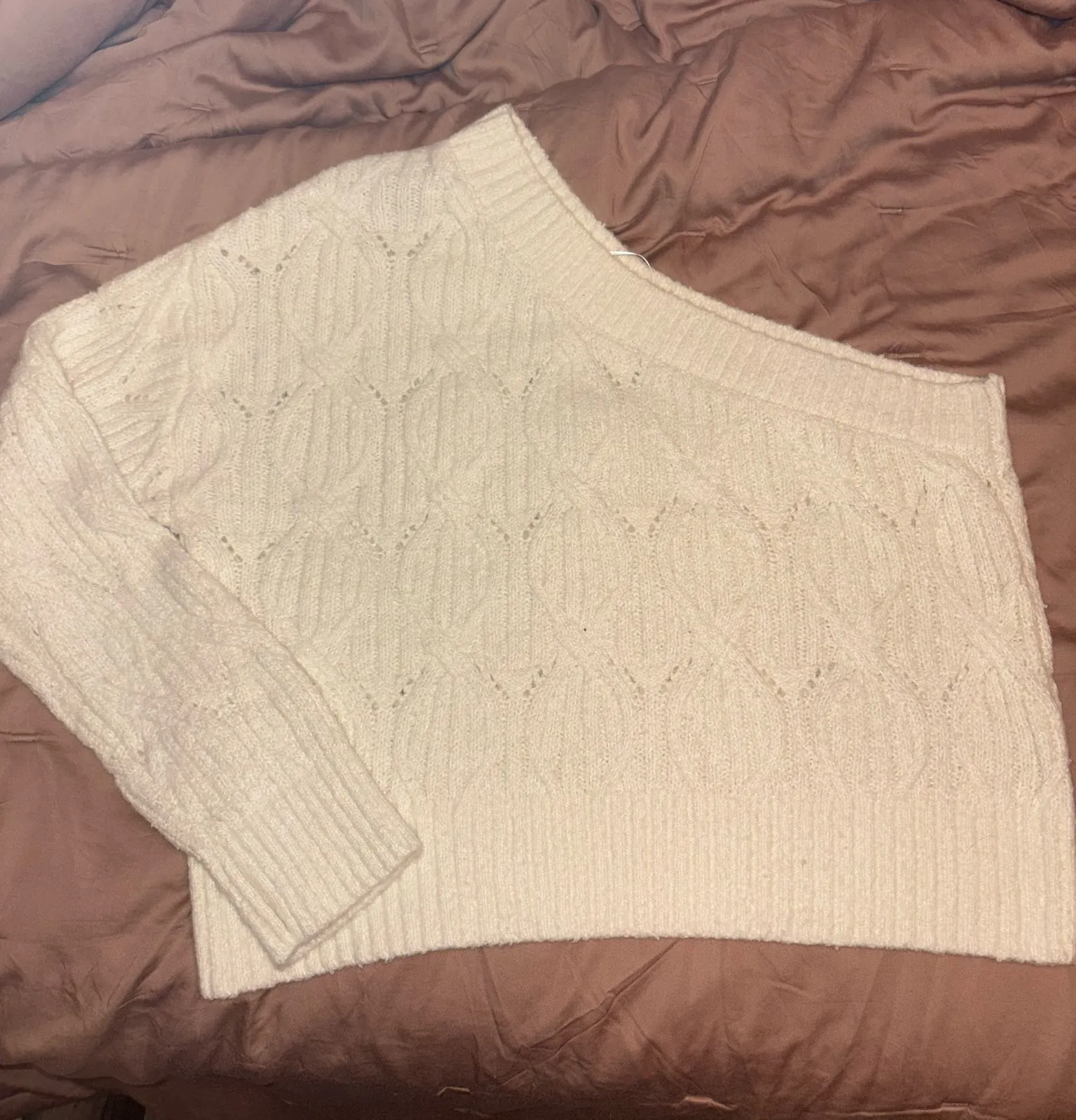 One Sleeve cream sweeter  - Image 2