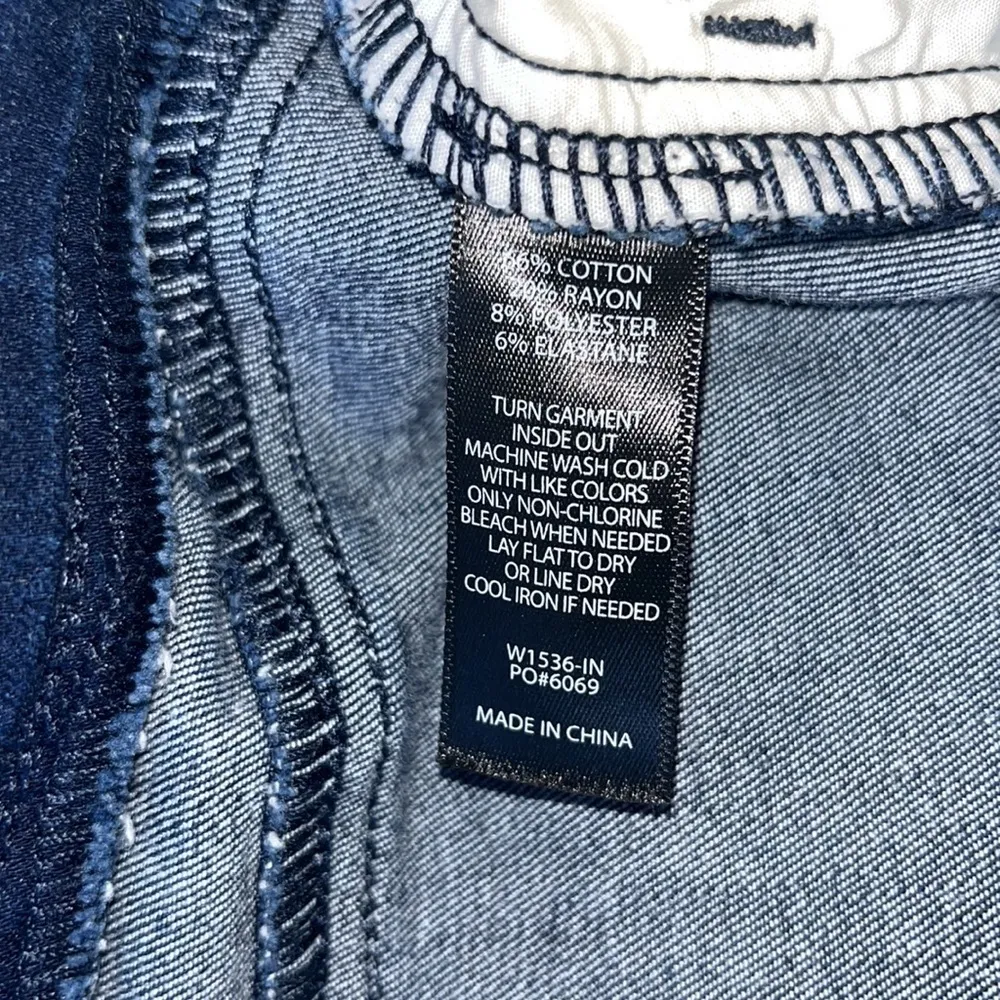 Betabrand Straight Leg 4-Pocket Yoga Denim Dark Indigo Large Petite - Image 10