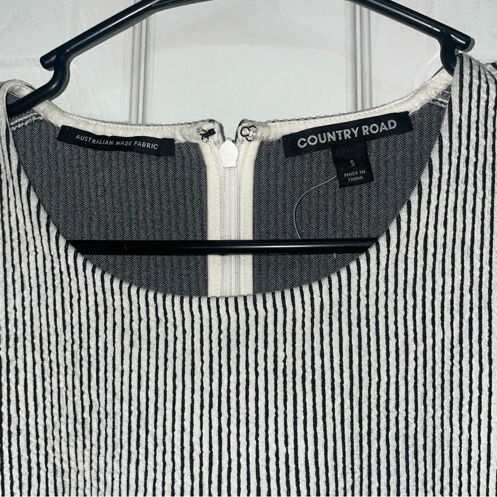 Country Road Black and‎ White Stripes Midi Peplum Dress Size Small - Image 3