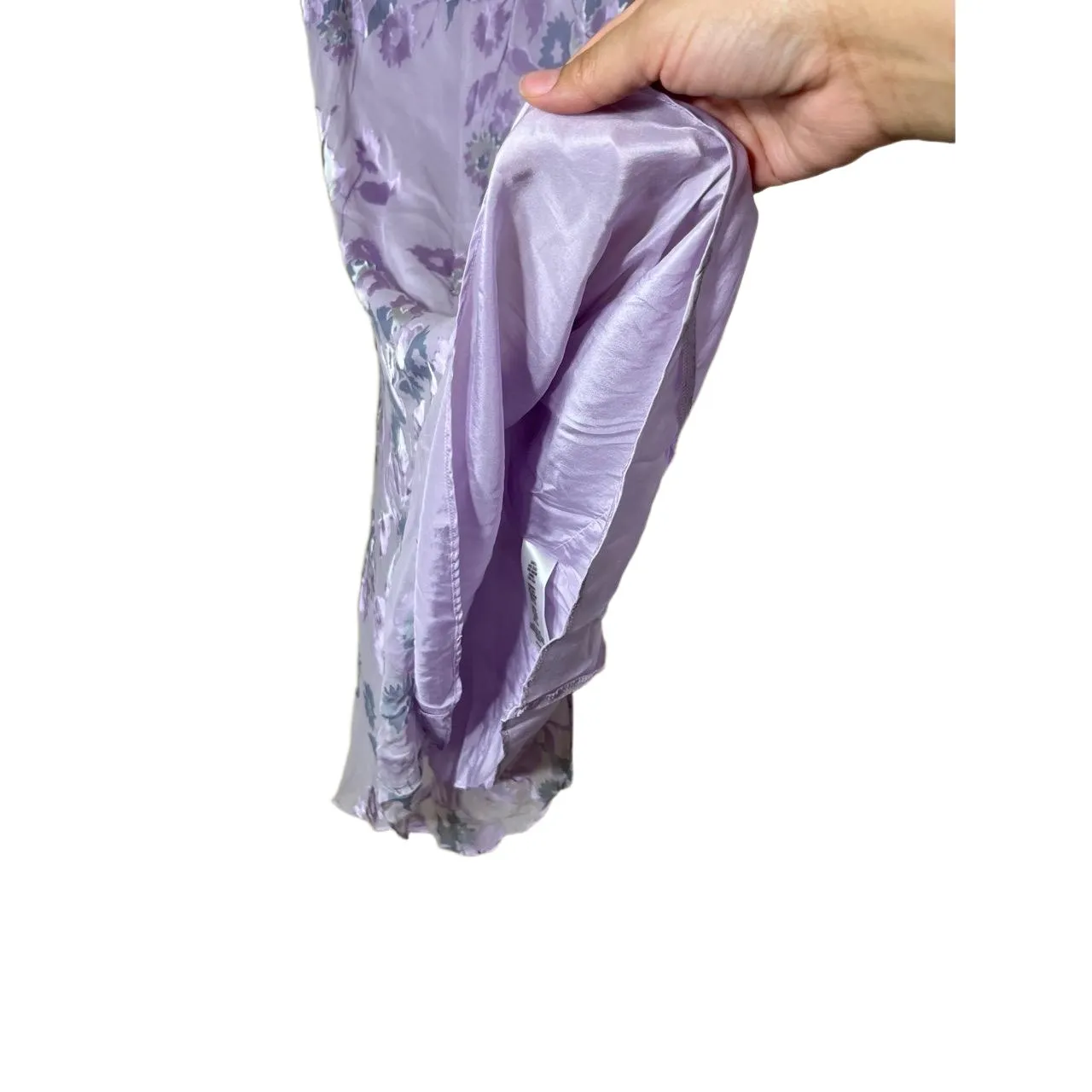 Petite Sophisticate Purple Vintage Silk Floral Print Sleeveless‎ VNeck Dress 2 - Image 4