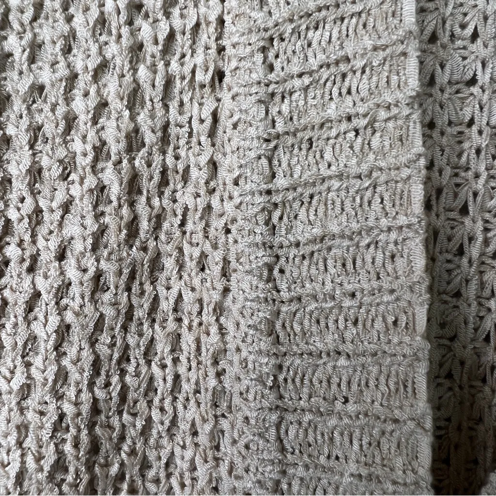 Wishlist Size Large Oversized Tan Button Front V-Neck Cardigan Sweater w/Sleeves - Image 7