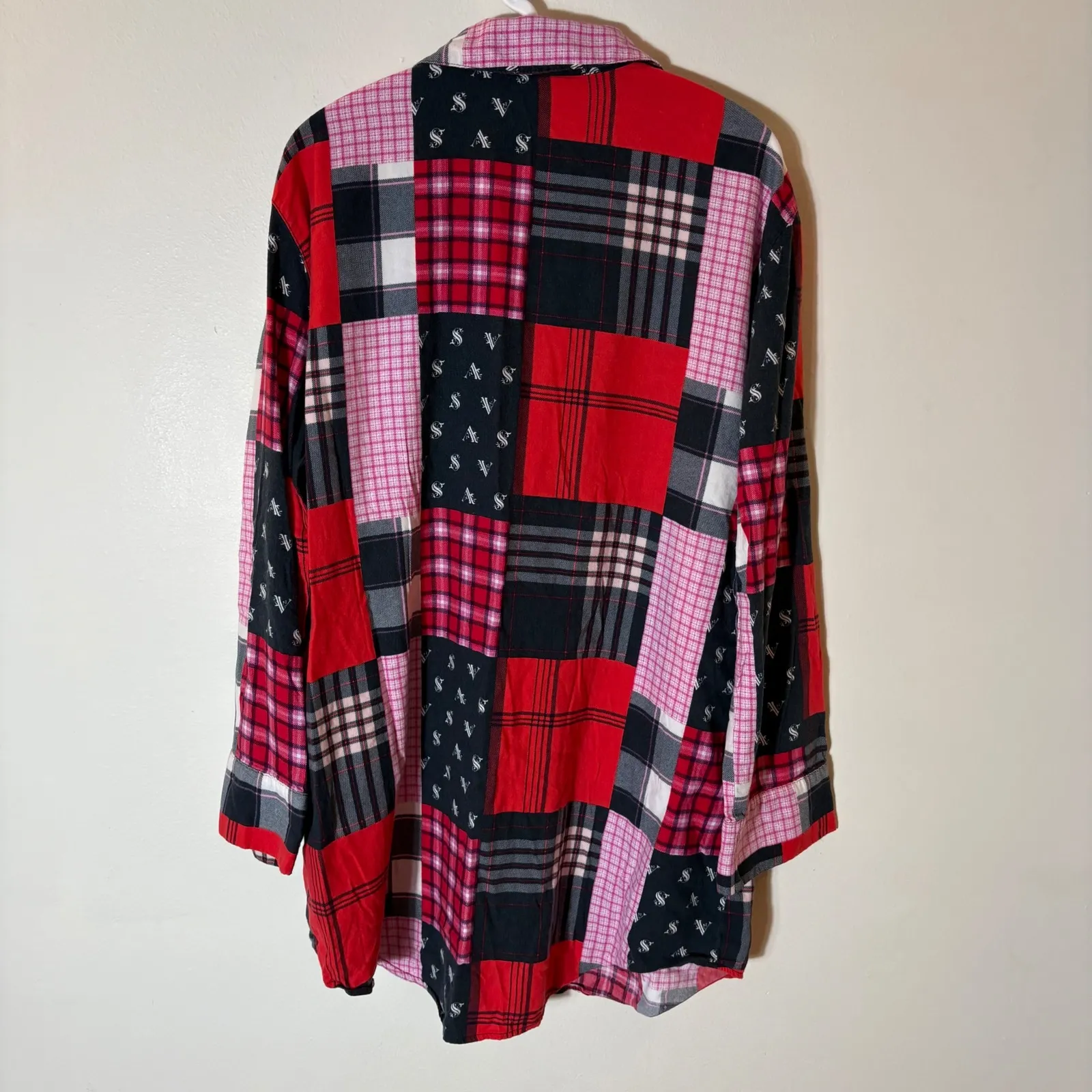Victoria's Secret  Patchwork Plaid Sleep Shirt Button Front Size Medium - Image 7