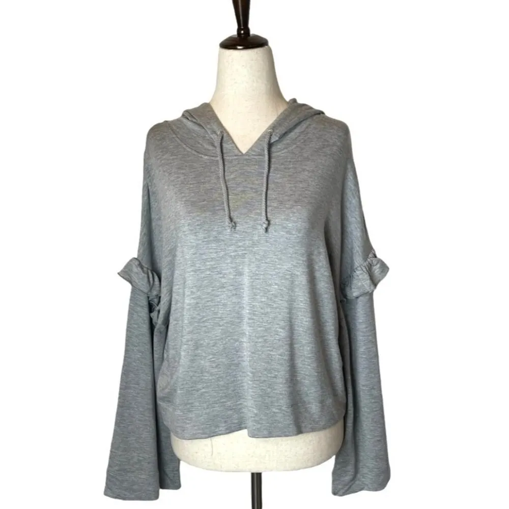 BB Dakota Gray Drop Shoulder Ruffle Long Sleeve Pullover Hoodie‎ Size XS - Image 2