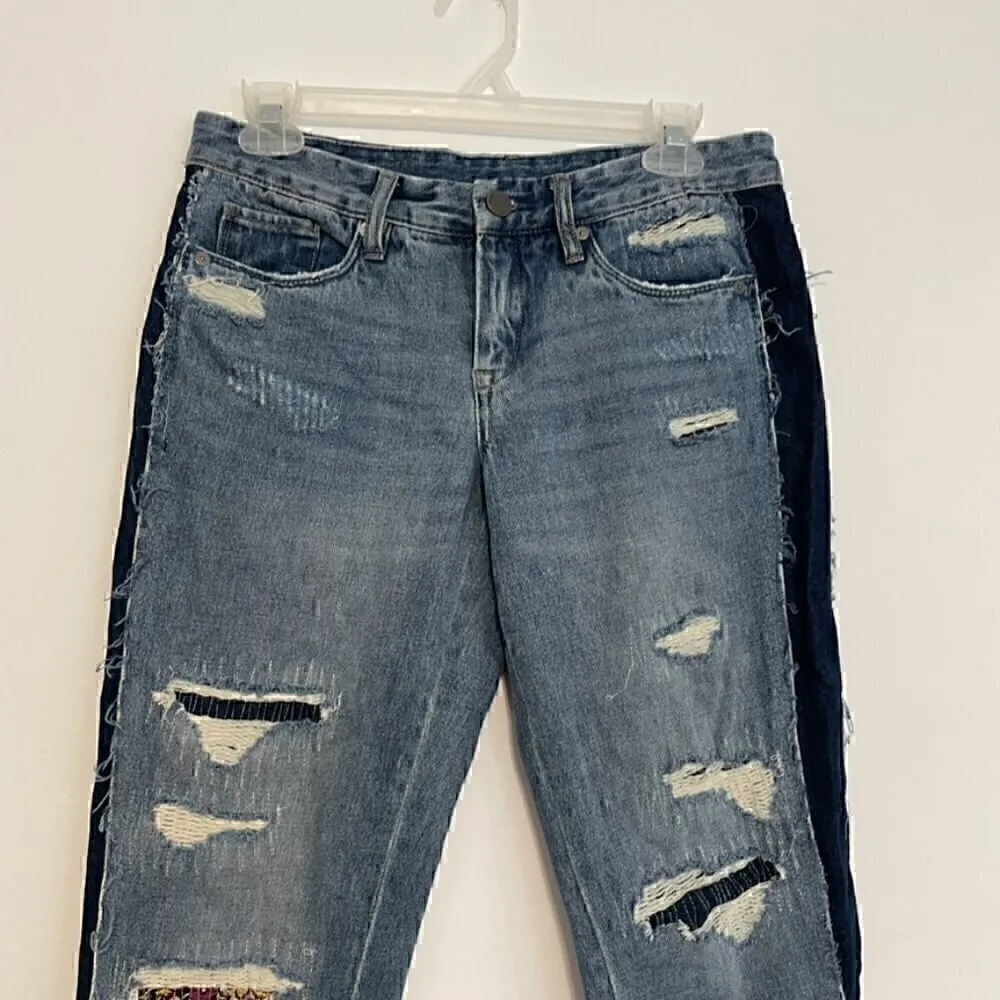 BLANK NYC BLANKNYC Patchwork Distressed Side Striped Crop Girlfriend Jeans Boho - Image 4