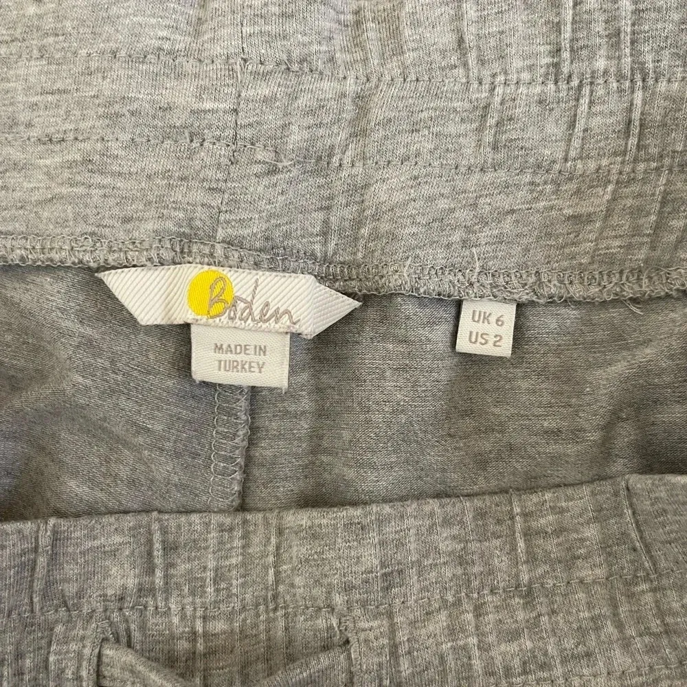 Women’s Boden gray lightweight striped ankle joggers size 2 - Image 4