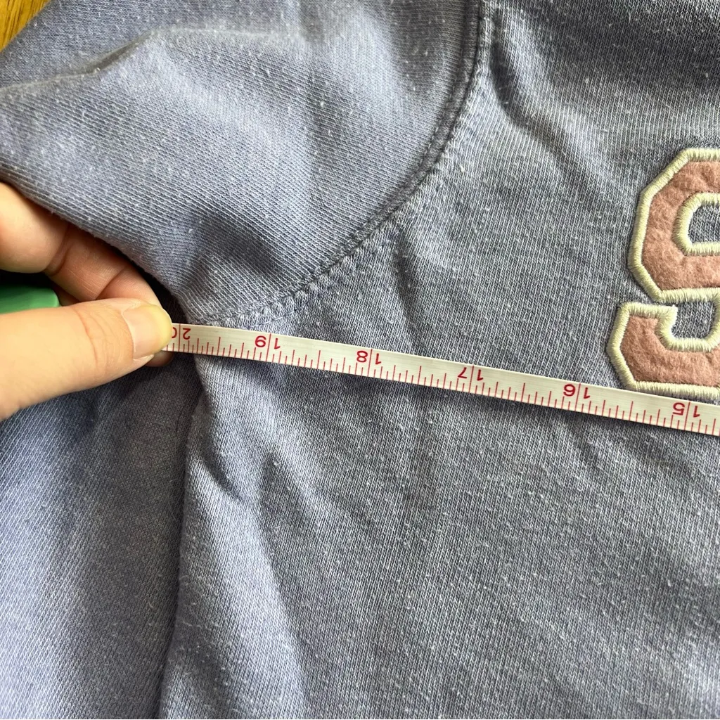 Seattle Embroidered Lavender Crewneck Sweatshirt – Size L Purple Size L - Image 5