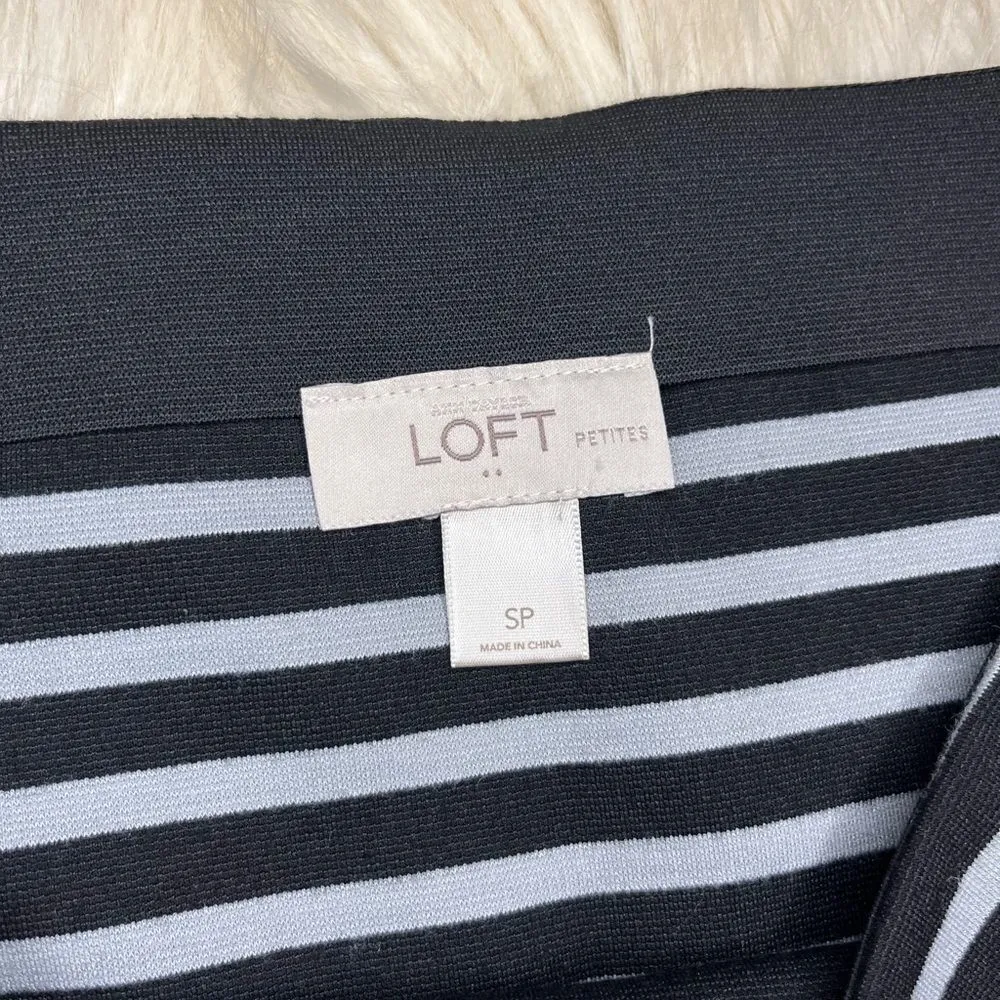 Loft grey/black striped skirt sz Small Petite - Image 2