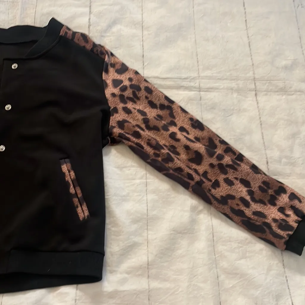 Cheetah Print Bomber Jacket Brown Size M - Image 5