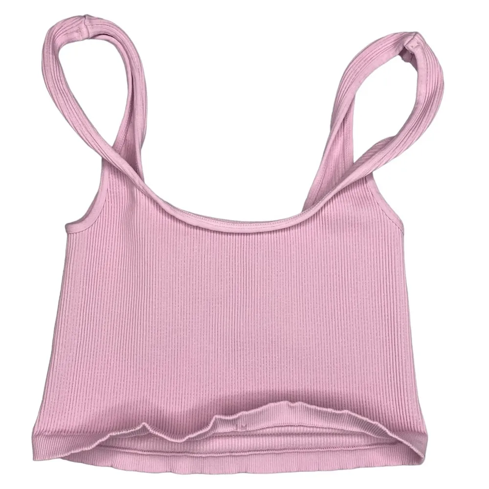 HAPPINESS RUNS SQUARE NECK CROP TOP TANK PINK M L - Image 4