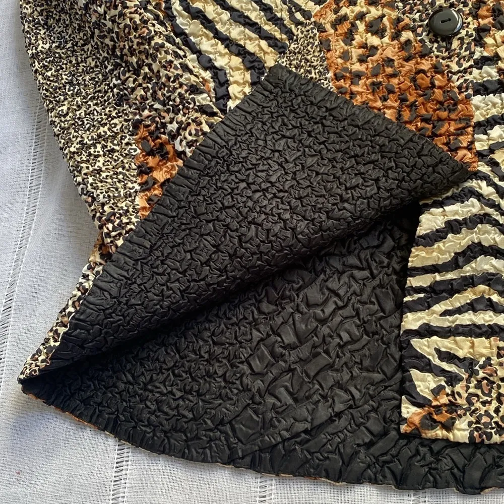 Analogy animal print button up jacket. Black - Image 9