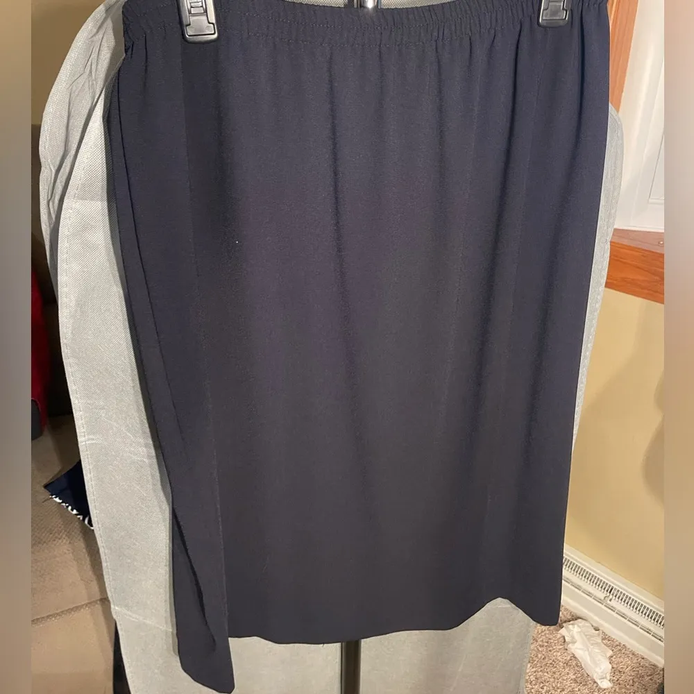 Vintage Leslie Fay 2-piece Size 14 Dress Suit - Image 3