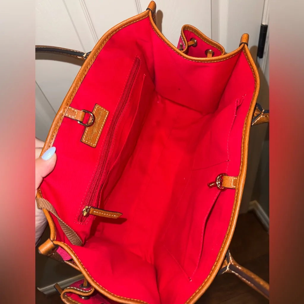 Dooney & Bourke Pink Handbag - Image 4